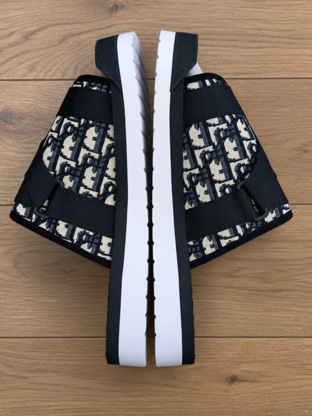 Dior slides unisex